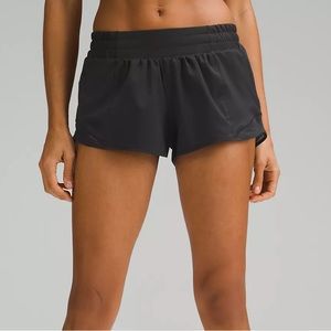 Hotty hot low rise short 2.5”